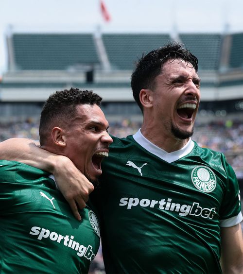 Mondialul Cluburilor  Știm prima calificată în sferturi! Campioana Americii de Sud,   eliminată  în derby-ul Brazilian!