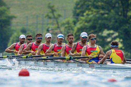 Echipajele României la etapa de Cupă Mondiala de la Lucerna (foto: Facebook @ Federația Română de Canotaj)
