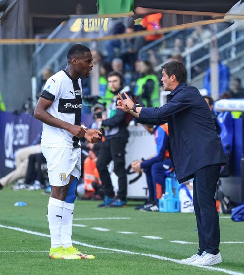 Atacant pentru Chivu  Fotbalistul dorit cu insistență de antrenorul român   semnează cu Inter  » Cifrele transferului