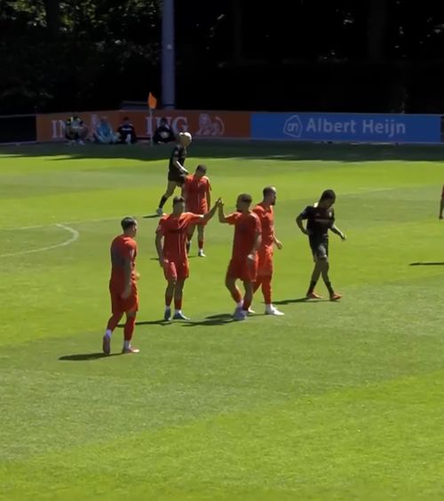 Politic a spart gheața    VIDEO.  Mijlocașul a înscris   primul gol pentru FCSB  în amicalul cu Utrecht » Cum s-a descurcat Alibec