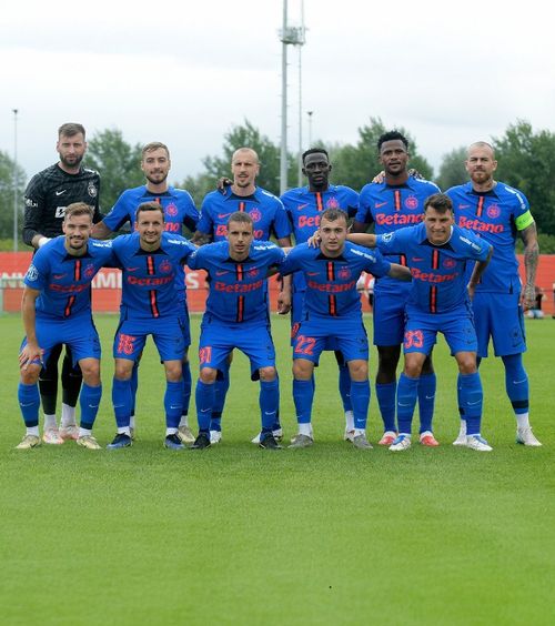 „Atât mă interesează să văd”  Așteptările patronului de la FCSB pentru meciul din Supercupă cu CFR »   Cine va fi titular  dintre Bîrligea și Alibec