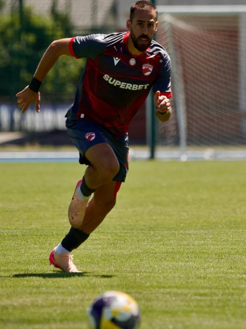 Dinamo - Omonia Nicosia FOTO FB Dinamo (3).jpg