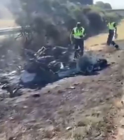 Imagini de la locul accidentului   Bolidul în care au murit   Diogo Jota și fratele său,  complet carbonizat după ce a fost cuprins de flăcări