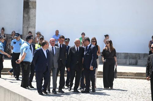 Cozile de oameni la funeraliile lui Diogo Jota și ale fratelui său, Andre (3).jpeg