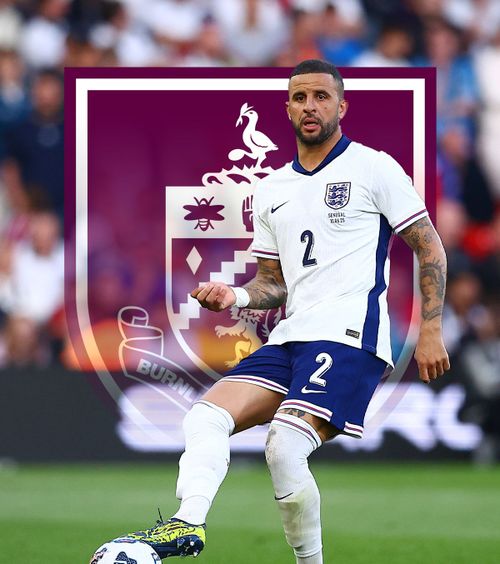 Walker a semnat  Fostul fotbalist de la Manchester City,   prezentat  de o nou-promovată