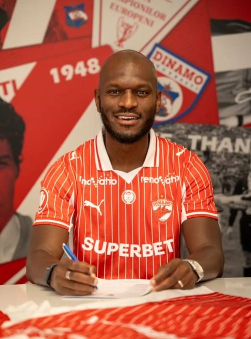 Ziua și transferul la Dinamo  „Câinii” au prezentat un fundaș cu 75 de meciuri în   Ligue 1   care a fost crescut de PSG