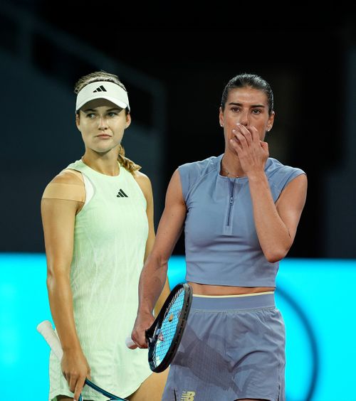 Sorana Cîrstea, eliminată   Jucătoarea româncă și colega sa, Anna Kalinskaya, s-au oprit în sferturile turneului de la   Wimbledon.  Ce sumă vor încasa