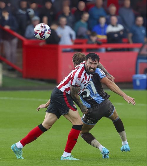 A pariat de 6.397 de ori!  Povestea fotbalistului englez dependent de pariuri »   Ce făcea pentru a nu fi prins.  Suspendare uriașă