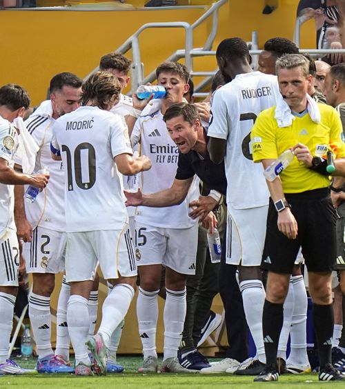 Reacția lui Perez  Președintele Realului și Xabi Alonso, mesaj pentru fani după   umilința cu PSG : „Vom porni de la zero!”