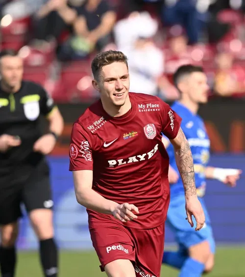 Contre între CFR și FCSB  Ioan Varga, după ce a fost acuzat că   oferta de 18 mil. €   pentru Louis Munteanu e o „minciună gogonată”: „Nu e treaba lui!”