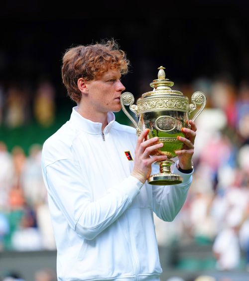 Jannik Sinner, rege la Wimbledon     Titlul #4  pentru italian!   Imagini memorabile  de la revanșa luată în fața lui Carlos Alcaraz