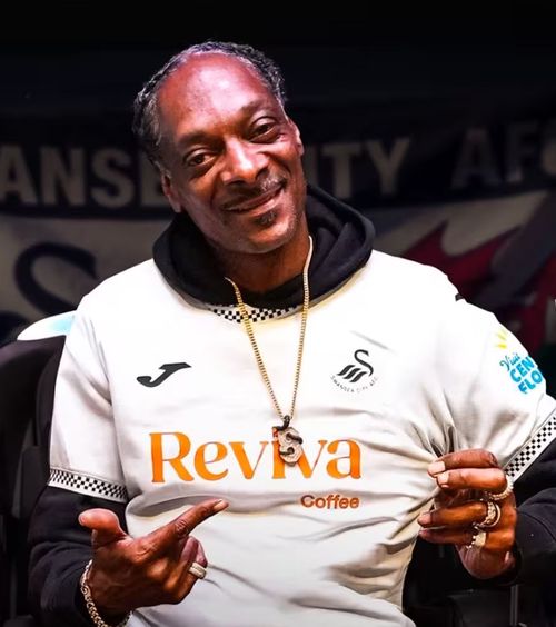Snoop Dogg a intrat în fotbal   Rapperul, partener de afaceri cu Luka Modric » Clubul în care   investește : „Potrivirea perfectă”