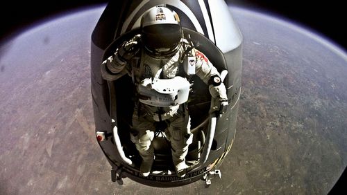 14 octombrie 2012, ziua când Felix Baumgartner a sărit de la 39.000 de metri și a depășit viteza sunetului Foto: Red Bull
