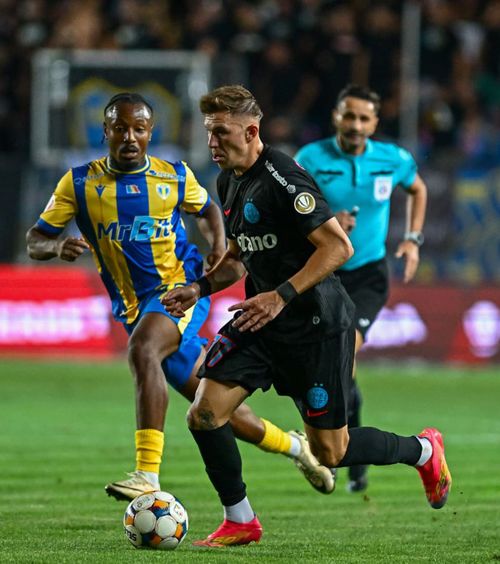 Probleme pentru FCSB  Accidentarea lui Gheorghiță din meciul cu Petrolul ar putea fi   mult mai gravă  decât s-a crezut inițial