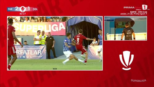 Fault de rosu al lui Iancu asupra lui Lameira in Farul - Otelul. Capturi Prima Sport (7).jpg