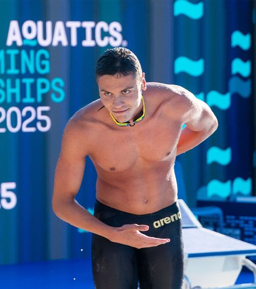 „Am scăpat de presiune”  David Popovici, pregătit pentru   Mondialele din Singapore  » Mesaj pentru marele rival Pan Zhanle