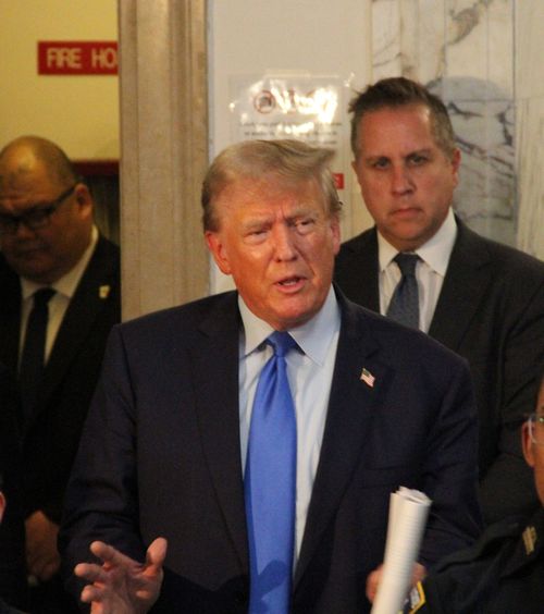 „Ne reduc la caricaturi”  Comunitățile amerindiene au reacționat la   amenințarea lui Trump    privind revenirea la numele catalogat drept rasist