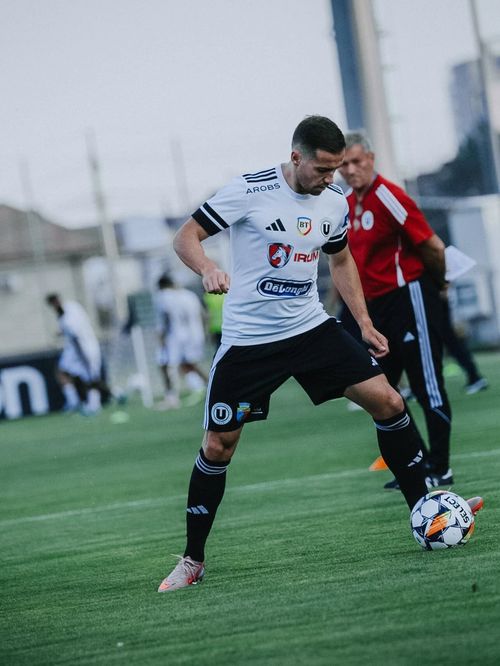 Ararat-Armenia - U Cluj, clujenii au ajuns la stadion. Foto: Facebook, @FC Universitatea Cluj