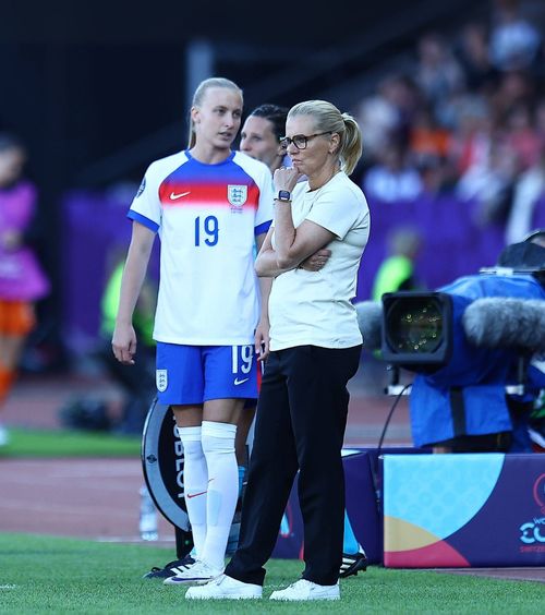 „Nicio sumă! E neprețuită”  Federația engleză vrea să o păstreze cu orice preț pe   Sarina Wiegman