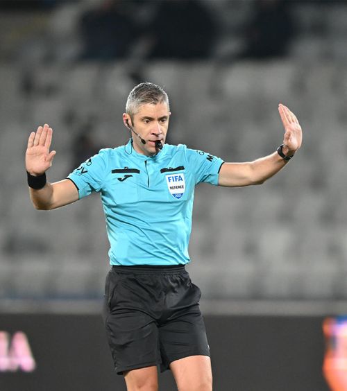 Delegat în Liga Campionilor    Radu Petrescu  va arbitra unul dintre cele mai echilibrat duel din turul II