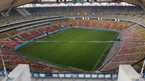 A fost montat noul gazon pe Arena Națională/ Foto: Iosif Popescu - GOLAZO.ro.jpeg