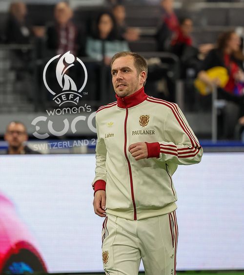 „Investiți în fotbalul feminin!”    Philipp Lahm laudă EURO 2025  și trage un semnal de alarmă: „De ce doar băieții primesc pregătire intensivă în academii?”