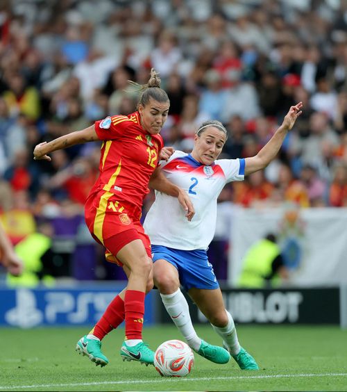 „Regina” nu se schimbă!    Anglia, campioana Europei a doua oară la rând.  A învins Spania la loviturile de departajare, în finala WEURO 2025