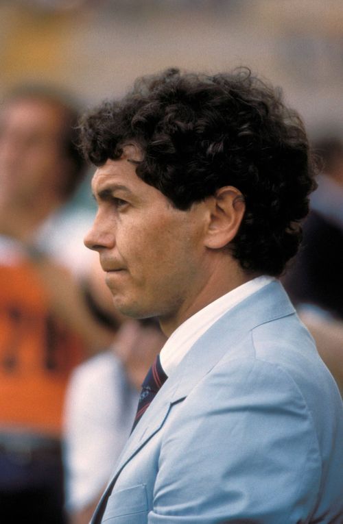 Mircea Lucescu, în primul mandat de selecționer al „tricolorilor”, la Euro 1984