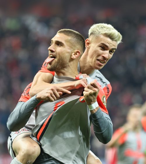 Tavi și Bîrligea, în primul „11”  Reveniri importante în   echipa de start  a campioanei FCSB la returul cu Shkendija