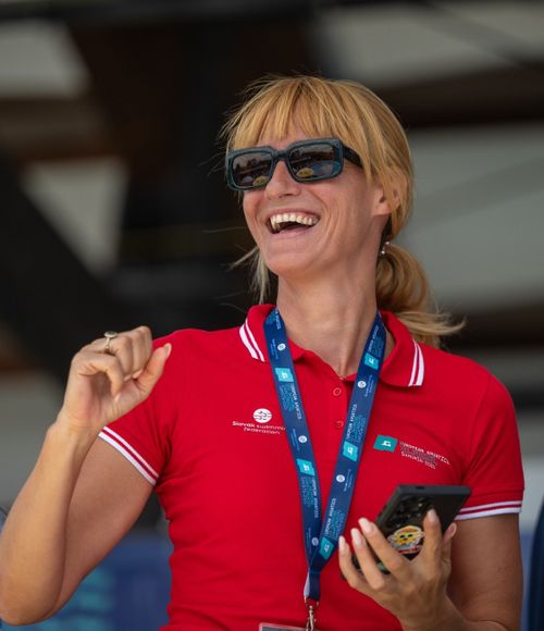 „Trei medalii, doi Popovici”    Camelia Potec,  mulțumită de rezultatele de la Mondialele de Natație + Ce obiective are la Federația Internațională