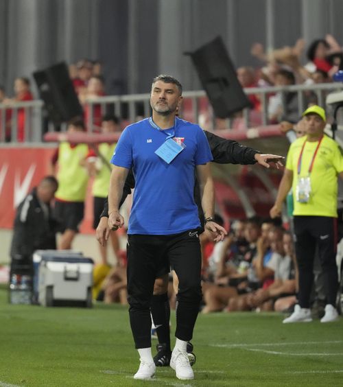 „Nu vreau să le dau speranțe”     Adrian Mihalcea , după victoria cu Petrolul: „Jucătorii își impun limite care o să le facă rău”