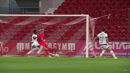 Ionuț Radu, gafă în Celta Vigo - Vitoria Guimaraes (FOTO: captură YouTube - RC Celta)