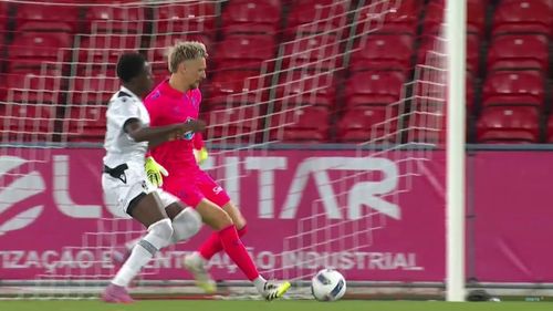 Ionuț Radu, gafă în Celta Vigo - Vitoria Guimaraes (FOTO: captură YouTube - RC Celta)