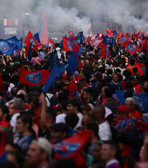 PSG, amendată   UEFA   i-a sancționat  pe parizieni după incidentele de la finala Ligii » Cât vor plăti francezii