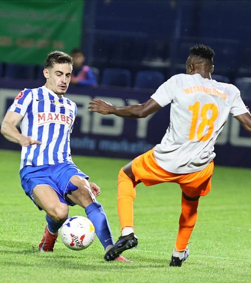 „M-a cam nenorocit Kouadio”   Rareș Ispas, chinuit de accidentare: „Medicii n-au mai văzut așa ceva! Am trecut prin toate   complicațiile  posibile”