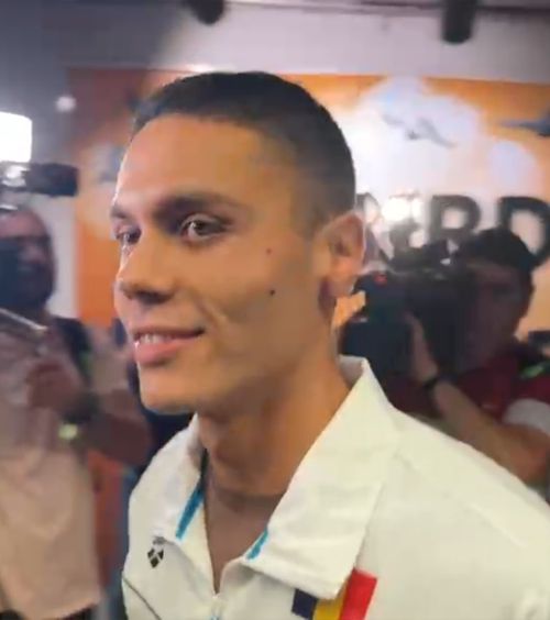„Statul nu face din sport o prioritate”    David Popovici  a tras un nou semnal de alarmă la revenirea din Singapore + de ce a refuzat Salonul Oficial
