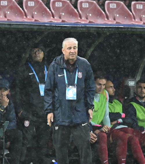 „Dacă era la Craiova meciul, era penalty”  Dan Petrescu a continuat tirada la   adresa arbitrajului  și după fluierul final: „Nu contează că voi fi suspendat”