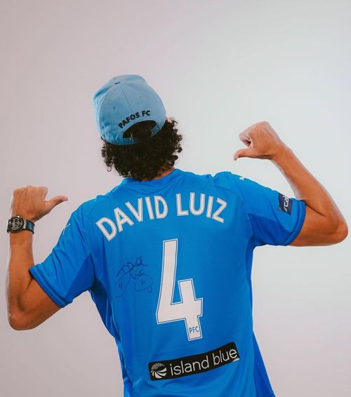 David Luiz, înapoi, în Europa   Celebrul brazilian   va fi coleg cu Vlad Dragomir   