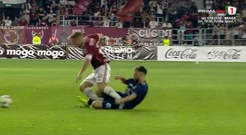Răzvan Onea, accidentat de Zoran Mitrov (FOTO: captură Prima Sport 1)
