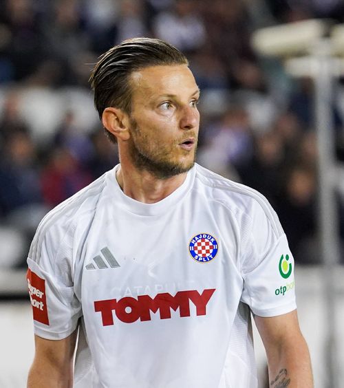 Rakitic, criticat de fanii lui Juve     Val de reacții  după postarea croatului cu privire la transferul lui Modric la AC Milan 