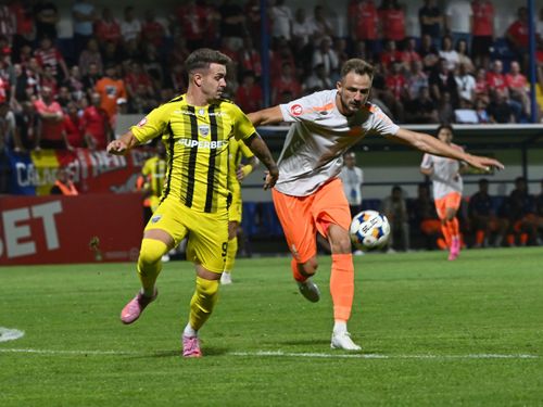 Metaloglobus - Dinamo (meci) FOTO Sport Pictures