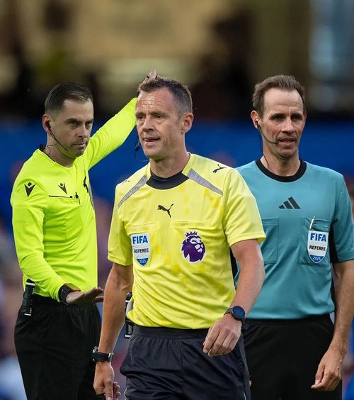 Cine arbitrează echipele românești  Cum arată   brigăzile de arbitri  care vor oficia meciurile din Europa League și Conference League