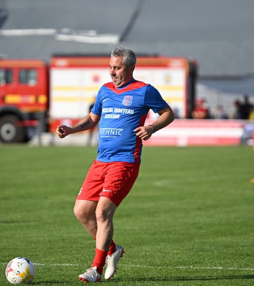 „Și pe mine m-au înjurat”  Adrian Neaga, despre   apostrofările  suporterilor Stelei pentru Nicolae Dică