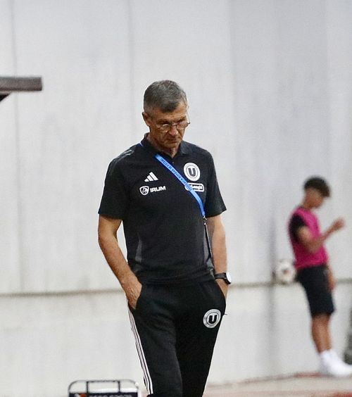 Sabău, foarte nervos    Antrenorul lui U Cluj  și-a luat jucătorii la țintă: „Poate unii au câștigat prea multe campionate și nu acceptă”