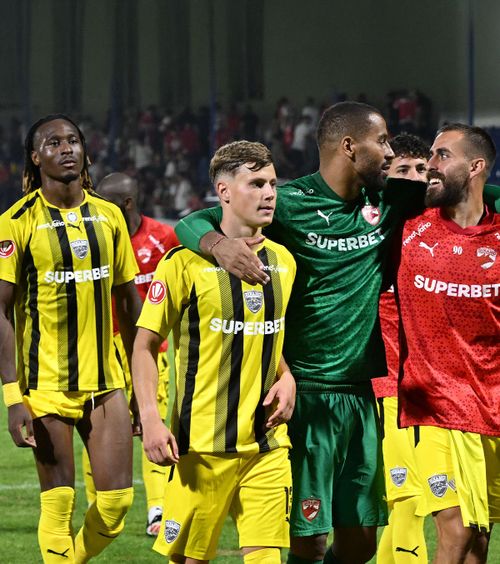 „Răzbunarea” lui Tabuncic   Dezvăluiri despre trecutul jucătorului care a debutat la Dinamo: „La Rapid a fost supus   unor nedreptăți grave”