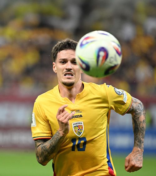 Ce riscă Man la PSV  Analiză   GOLAZO.ro.  Transferul în Olanda nu îi garantează locul de titular » Face drumul   în sens invers  față de marii jucători