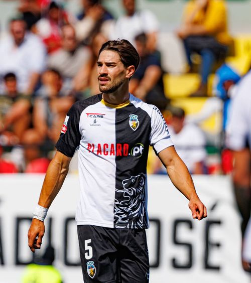 Vești proaste pentru Dinamo  Ținta numărul 1 a „câinilor”,   în negocieri  cu o altă echipă