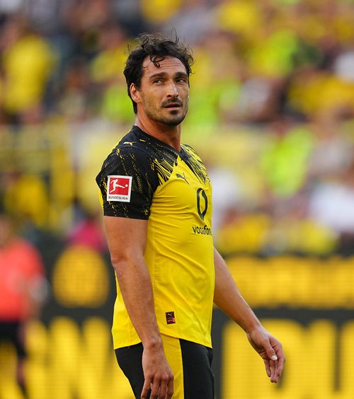 Hummels, căpitan pentru ultima dată    VIDEO.  Fundașul german a fost titular în   Dortmund - Juventus  și a ieșit de pe teren în aplauzele fanilor