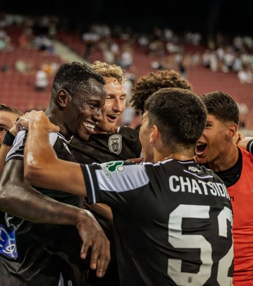 Răzvan Lucescu da, Edi ba     PAOK s-a calificat  dramatic în play-off-ul Europa League » Victoria obținută de Legia lui Iordănescu, insuficientă