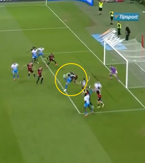 Gol cât o calificare!    FOTO.  Execuție senzațională reușită de   Tudor Băluță  în meciul cu Spartak Trnava